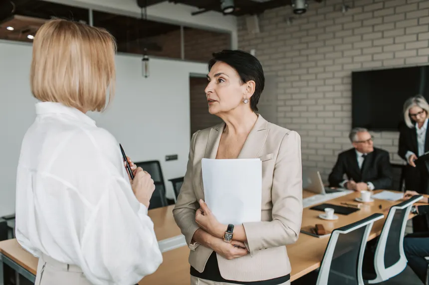 Teaching Business English: Essential Skills and Effective Strategies