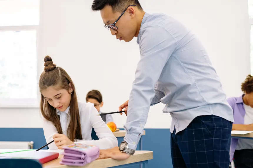 Cultural Sensitivity Strategies for Effective TEFL Classrooms
